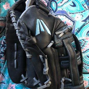 Easton softball glove